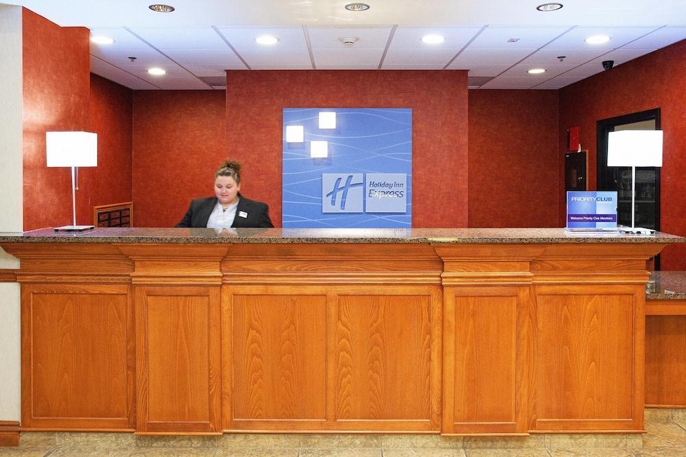 Holiday Inn Express Hotel Vernal By Ihg Dış mekan fotoğraf