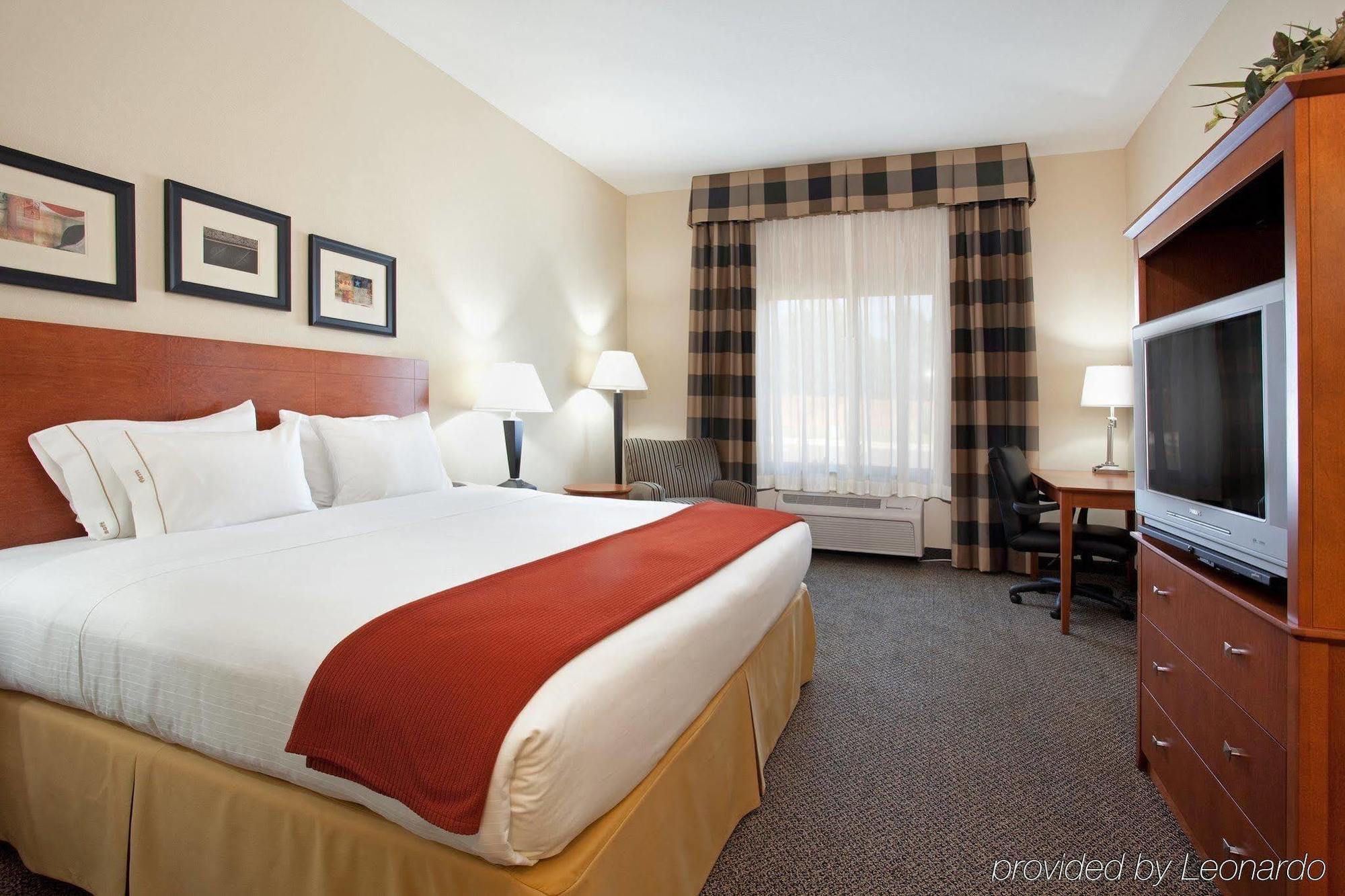 Holiday Inn Express Hotel Vernal By Ihg Dış mekan fotoğraf